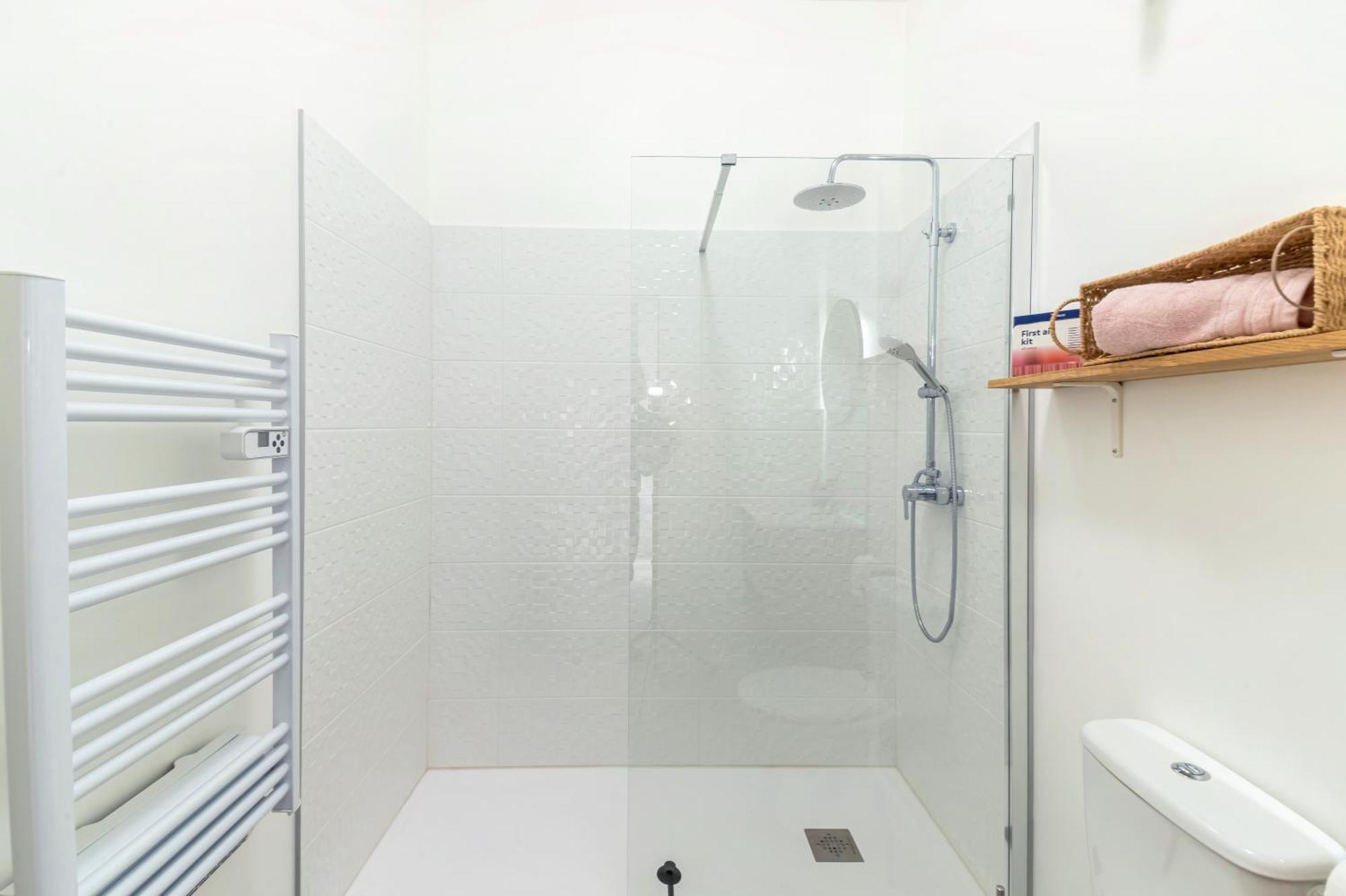 Apartment Chaleureux T2 Au Calme Et Climatise Proximite Centre Lyon