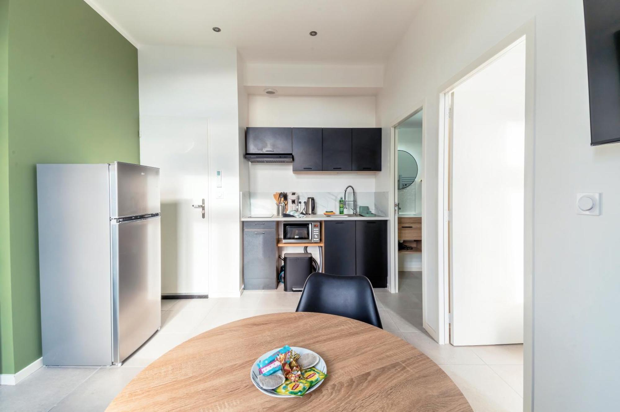 Chaleureux T2 Au Calme Et Climatise Proximite Centre Lyon Apartment *